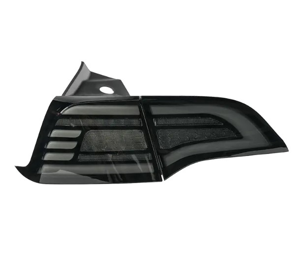 Почему дымчатые фары и задние фонари популярны среди автолюбителей